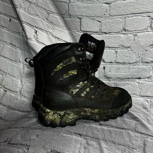 Irish Setter Women’s Waterproof Hunting Boot - Black/Green Camo